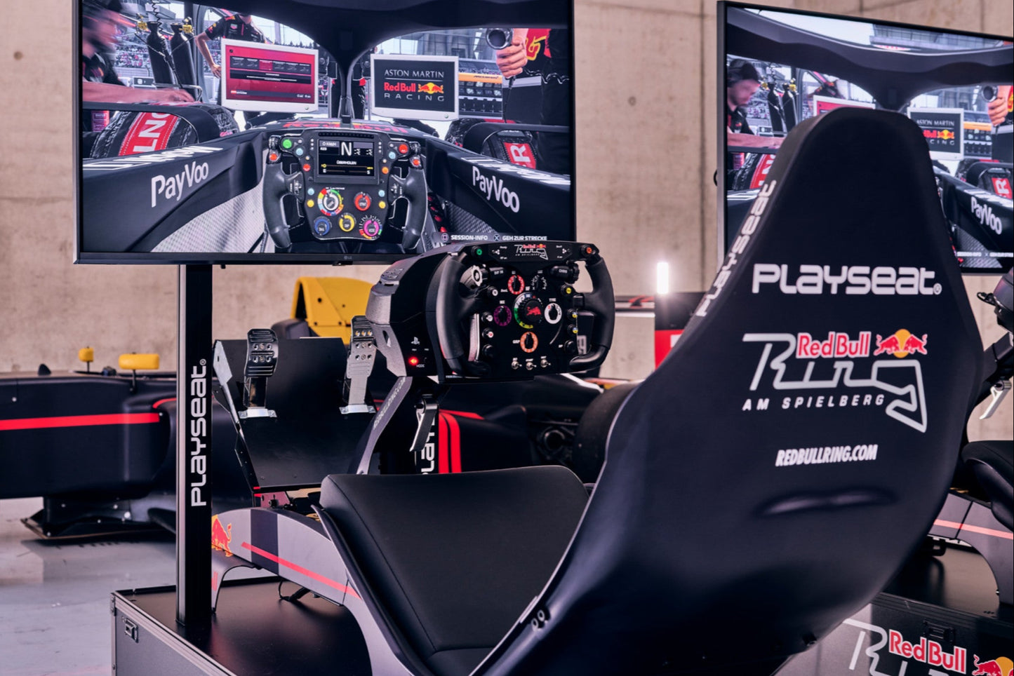 F1 RACING SIMULATOR